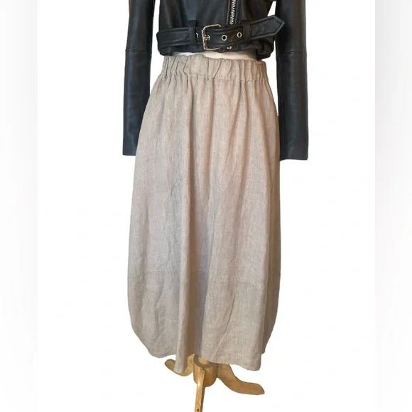 Italian Boutique Linen Skirt - Picture 3 of 8